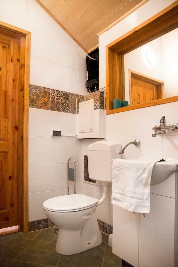 Gdow Riverside Apartments And Tours エクステリア 写真